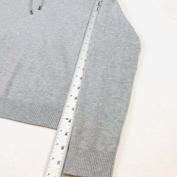 Fabletics Gray Cropped Light Hoodie Open Back - Women’s Medium‎ - Picture 10 of 12